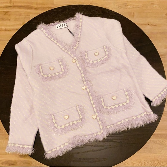 LA LUNE Knitted Heart Shape Buttons Design cardigan sweater - Picture 8 of 12